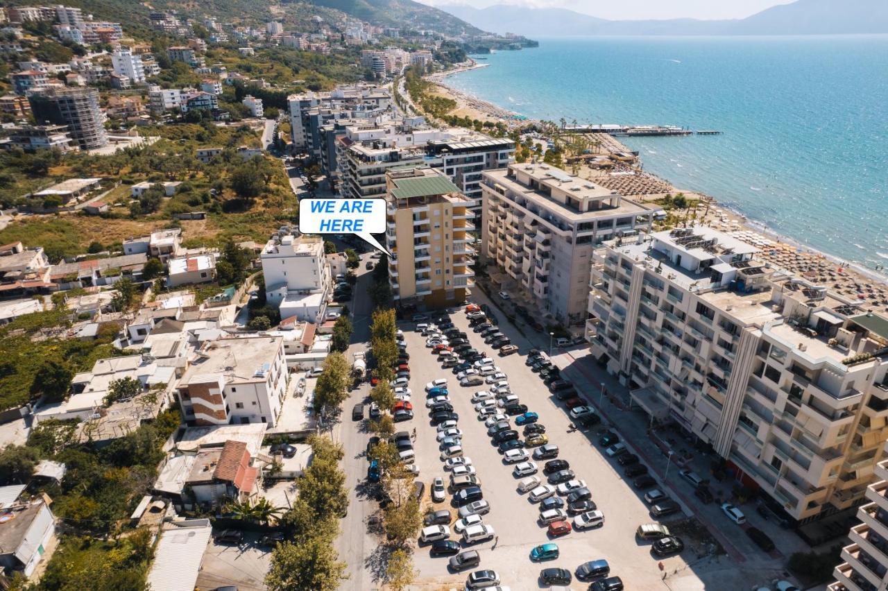 Victoria Lungomare Apartment Vlore Bagian luar foto
