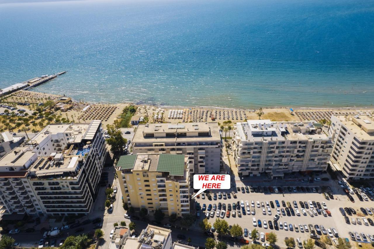 Victoria Lungomare Apartment Vlore Bagian luar foto