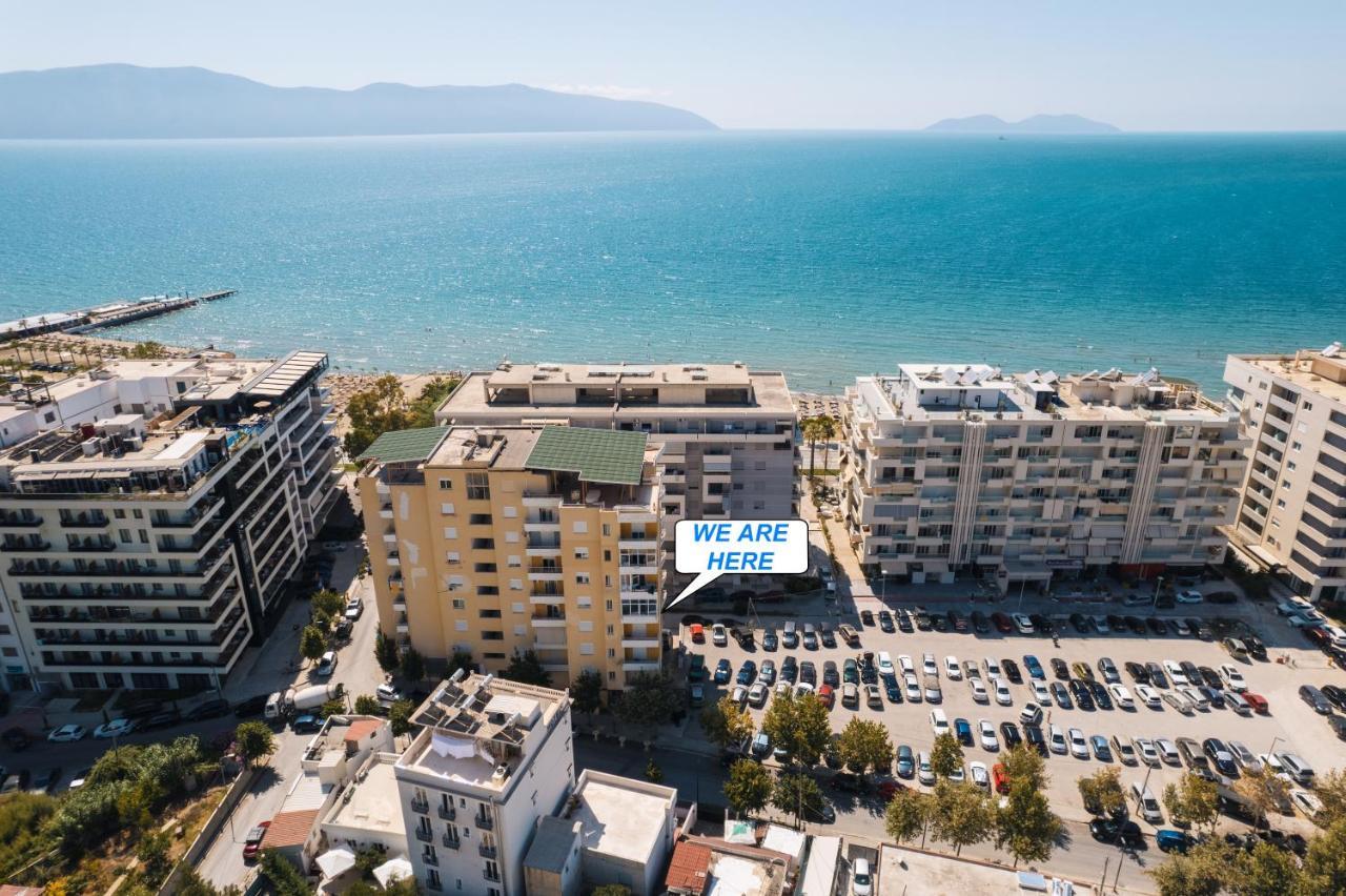 Victoria Lungomare Apartment Vlore Bagian luar foto